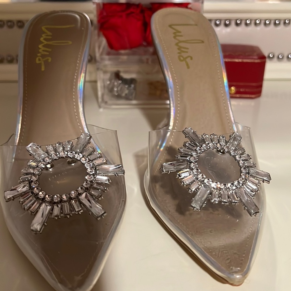 LULU’s high heels